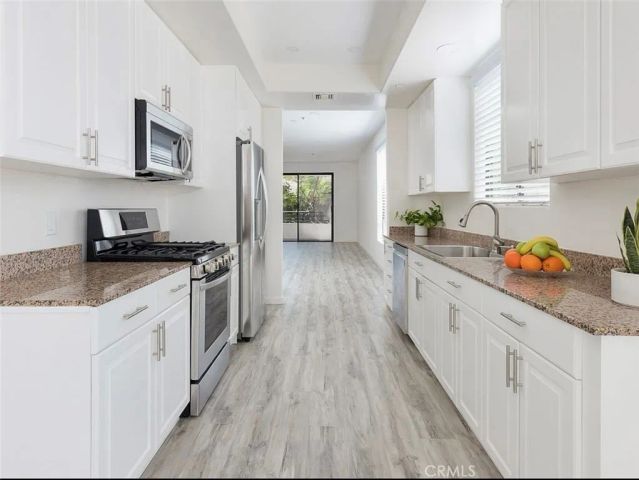 1935 Malcolm Avenue 201, Los Angeles, CA 90025