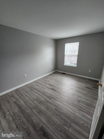 1038 LAMBERTON ST, Trenton, NJ 08611