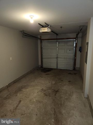 1038 LAMBERTON ST, Trenton, NJ 08611