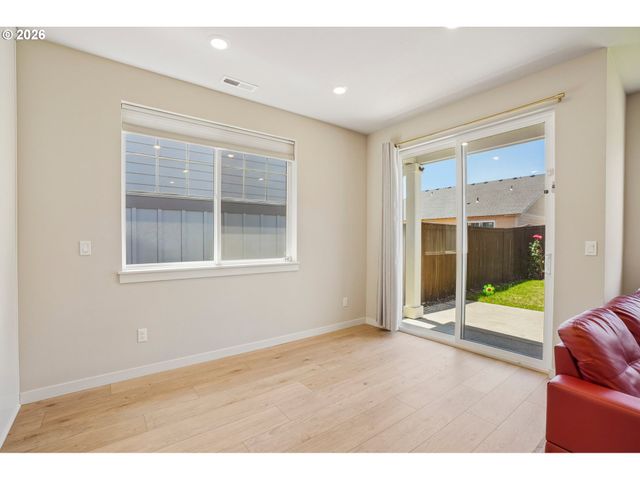12289 Sw CHAMPLIN Ln, Beaverton, OR 97007