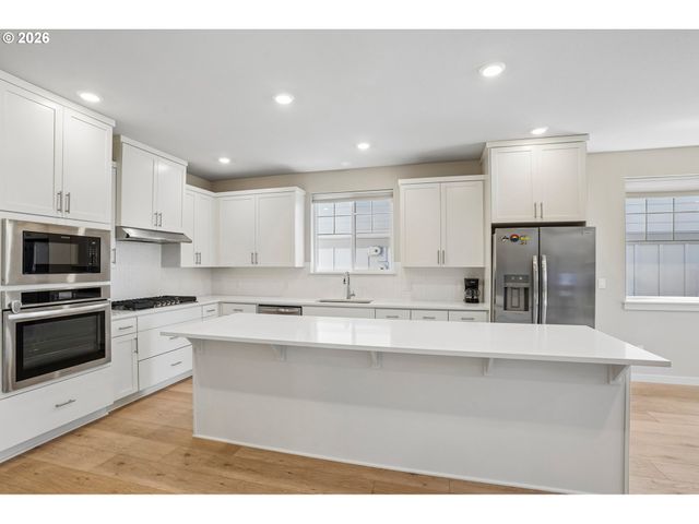 12289 Sw CHAMPLIN Ln, Beaverton, OR 97007