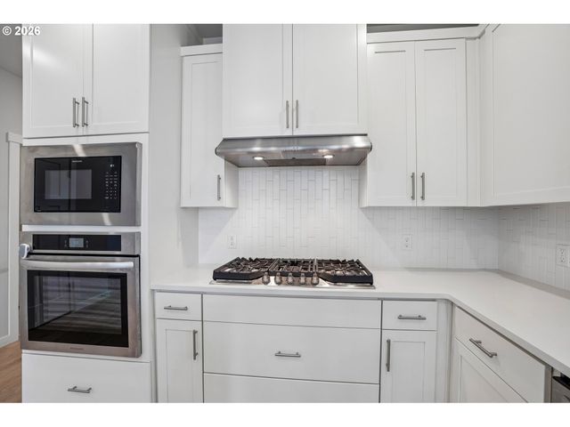 12289 Sw CHAMPLIN Ln, Beaverton, OR 97007