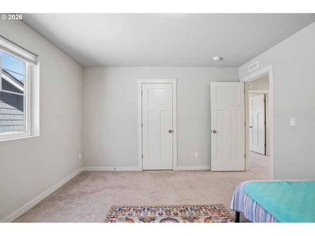 12289 Sw CHAMPLIN Ln, Beaverton, OR 97007