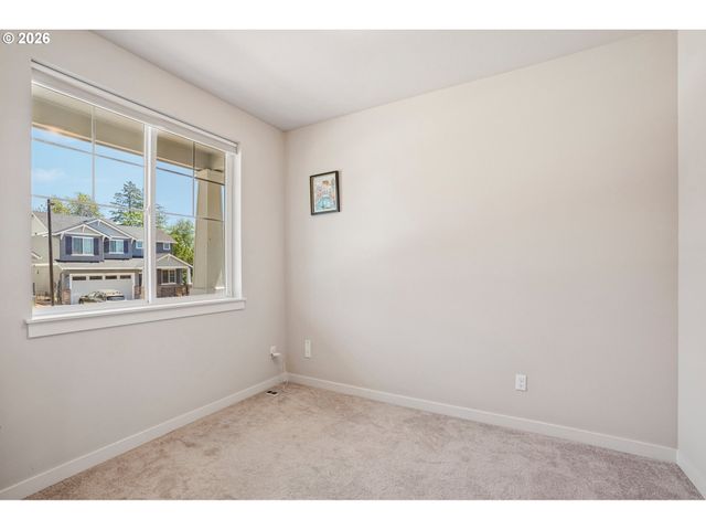 12289 Sw CHAMPLIN Ln, Beaverton, OR 97007