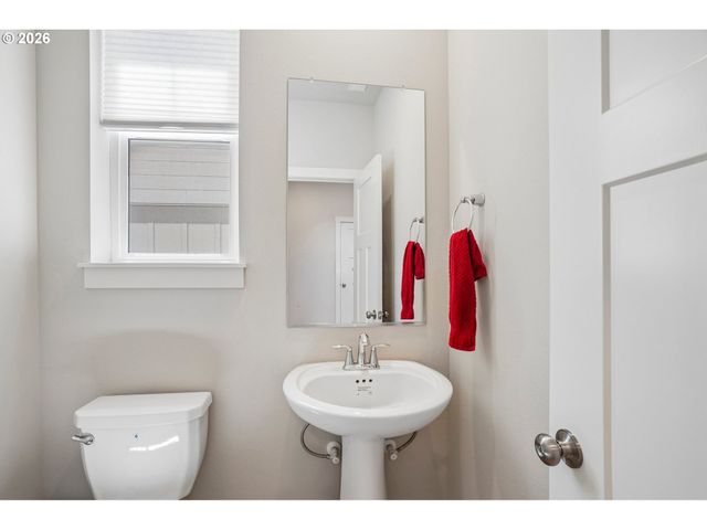 12289 Sw CHAMPLIN Ln, Beaverton, OR 97007