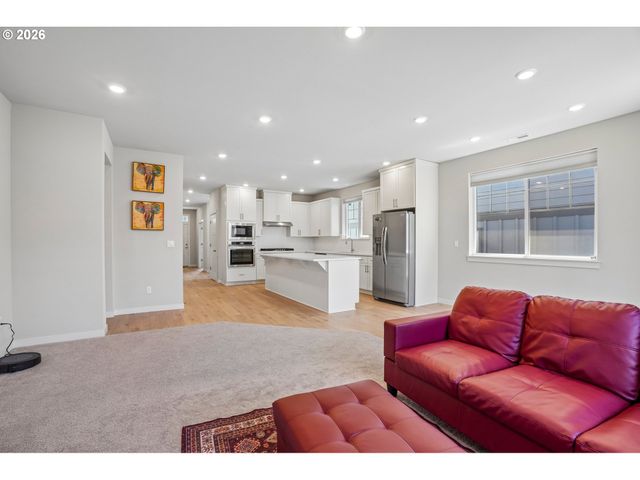 12289 Sw CHAMPLIN Ln, Beaverton, OR 97007