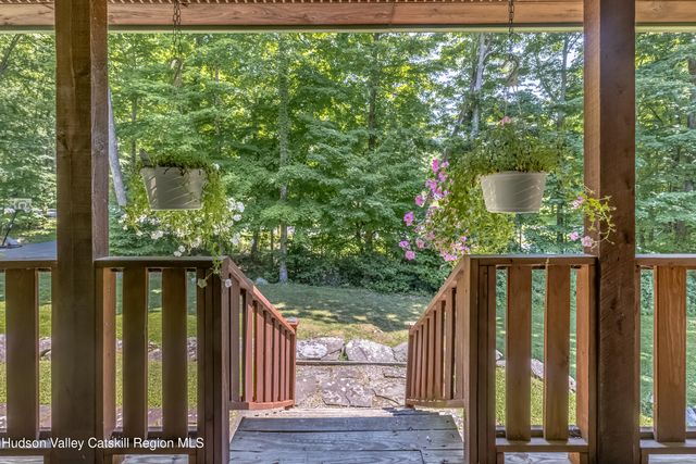 18 Rousner Lane, New Paltz, NY 12561
