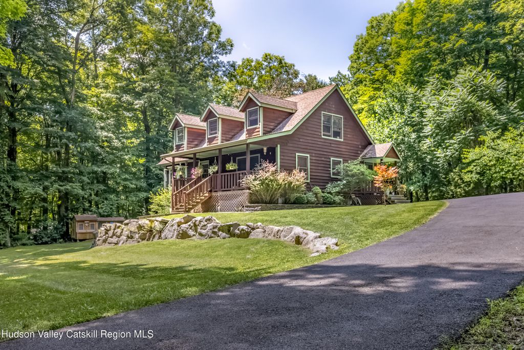 18 Rousner Lane, New Paltz, NY 12561