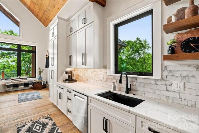 241 Ataya Trail, Maggie Valley, NC 28751
