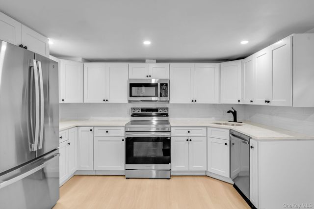 2386 New York Avenue 2, Huntington, NY 11746