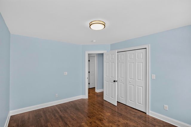 541 Harding Pl, Nashville, TN 37211