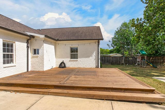 541 Harding Pl, Nashville, TN 37211