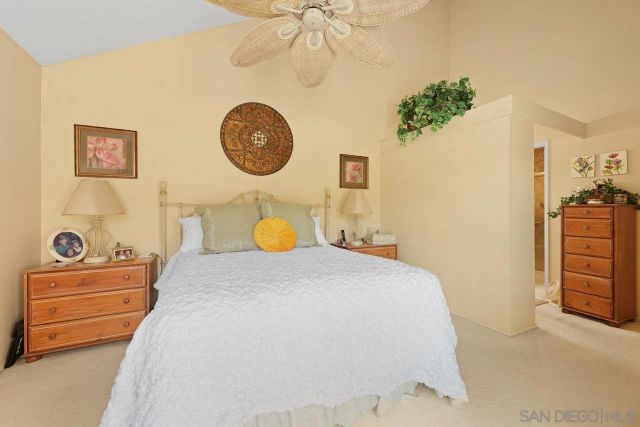 23653 Country Villa Rd, Ramona, CA 92065