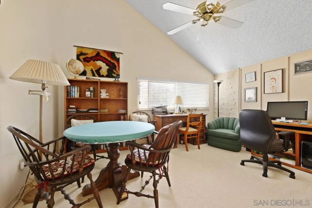 23653 Country Villa Rd, Ramona, CA 92065