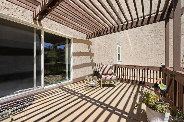 23653 Country Villa Rd, Ramona, CA 92065