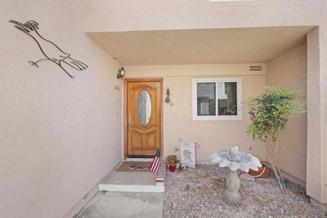 23653 Country Villa Rd, Ramona, CA 92065