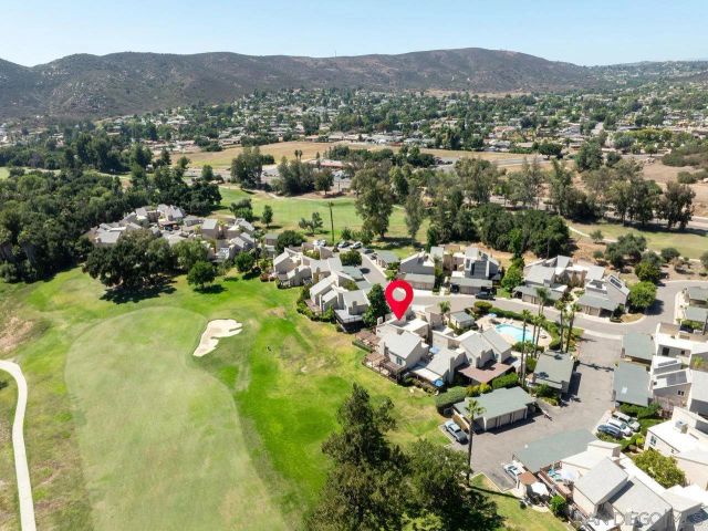 23653 Country Villa Rd, Ramona, CA 92065