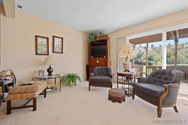 23653 Country Villa Rd, Ramona, CA 92065