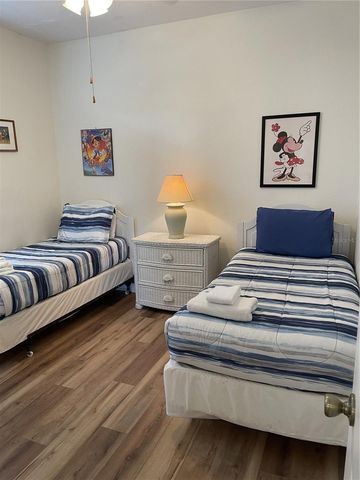 2306 SILVER PALM DRIVE 105, Kissimmee, FL 34747