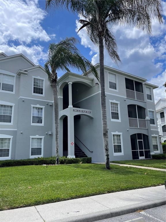 2306 SILVER PALM DRIVE 105, Kissimmee, FL 34747