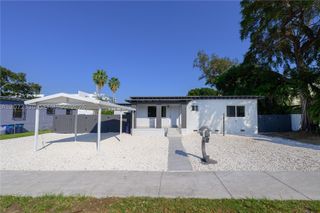 5731 SW 62nd Ter, Miami, FL 33143