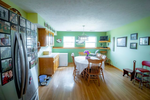 9396 Lawrence 2040, Miller, MO 65707