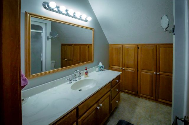 9396 Lawrence 2040, Miller, MO 65707