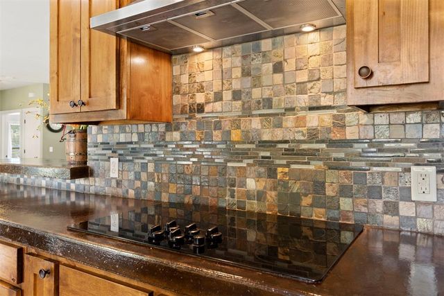 421 Sweetbough Street, Jones, OK 73049