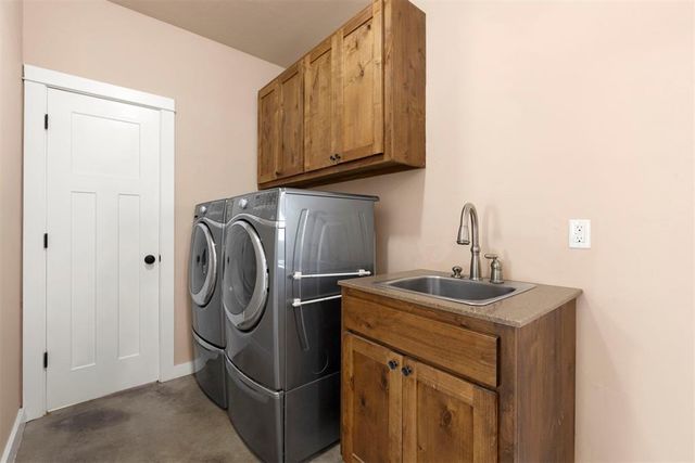 421 Sweetbough Street, Jones, OK 73049