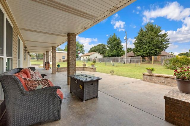 421 Sweetbough Street, Jones, OK 73049