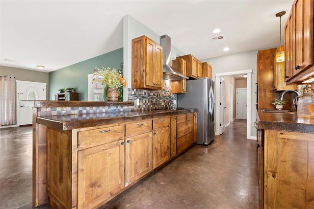 421 Sweetbough Street, Jones, OK 73049