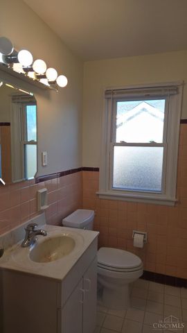 8240 Camargo Road, Madeira, OH 45243