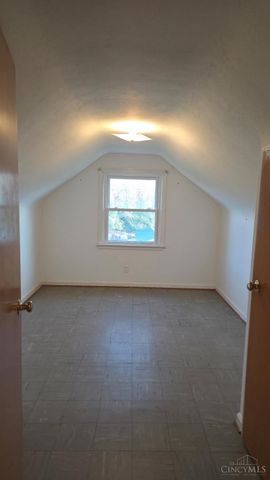 8240 Camargo Road, Madeira, OH 45243