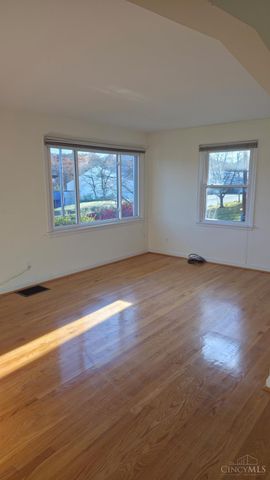 8240 Camargo Road, Madeira, OH 45243