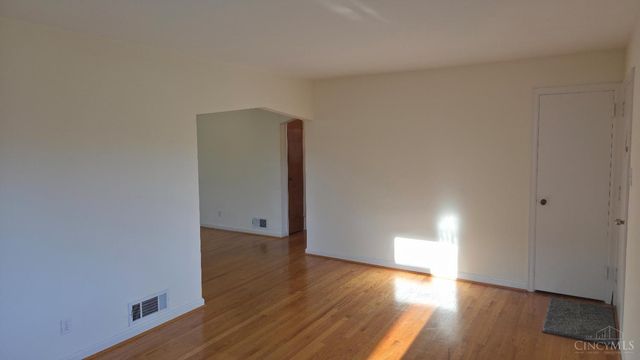 8240 Camargo Road, Madeira, OH 45243