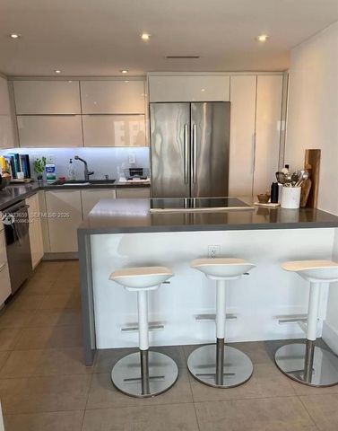 590 Ocean Dr 8B, Key Biscayne, FL 33149