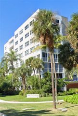 590 Ocean Dr 8B, Key Biscayne, FL 33149