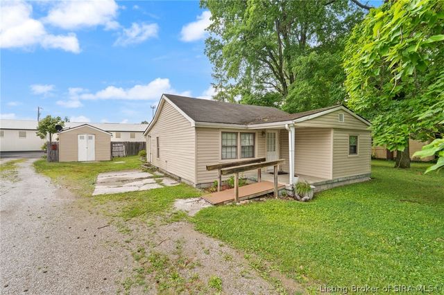 2007 Woodland Court, Jeffersonville, IN 47130