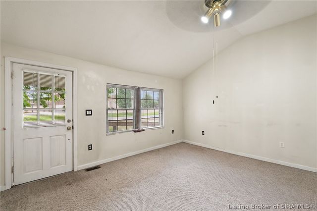 2007 Woodland Court, Jeffersonville, IN 47130