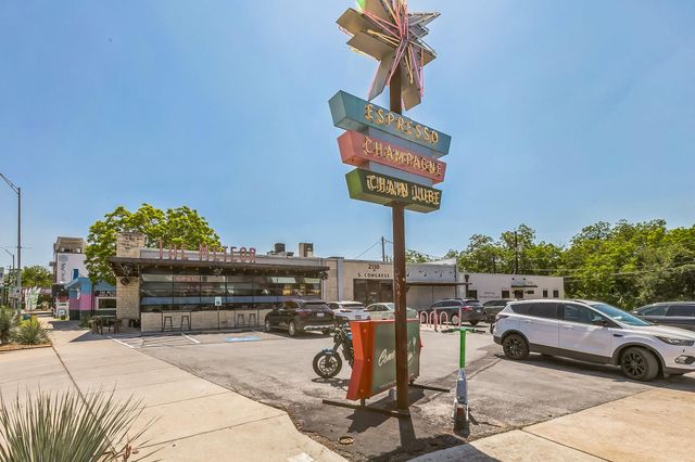 300 Crockett ST 210, Austin, TX 78704