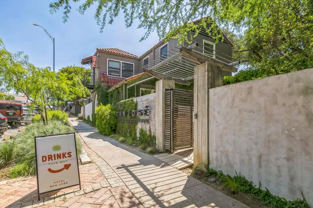 300 Crockett ST 210, Austin, TX 78704