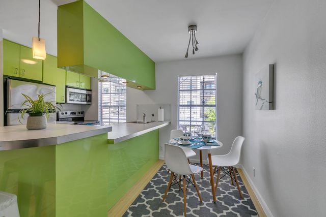 300 Crockett ST 210, Austin, TX 78704