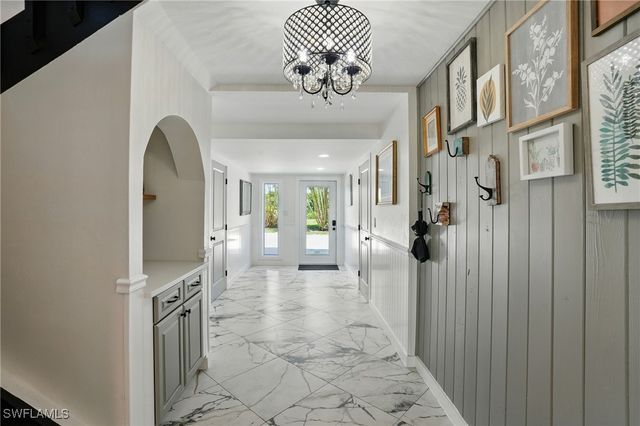 9127 Mockingbird DR, Sanibel, FL 33957