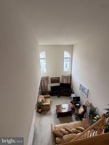121 THREADLEAF TER, Burlington, NJ 08016