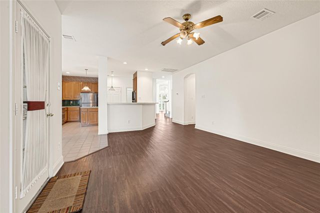8911 Lawncliff Lane, Houston, TX 77040