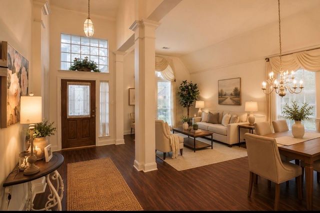 8911 Lawncliff Lane, Houston, TX 77040