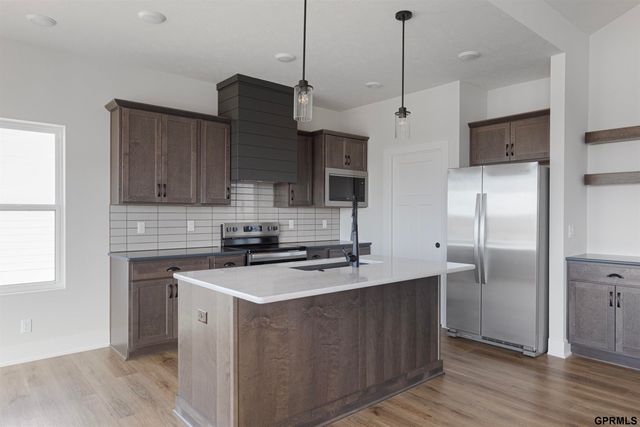 11663 S 125th Street, Papillion, NE 68046