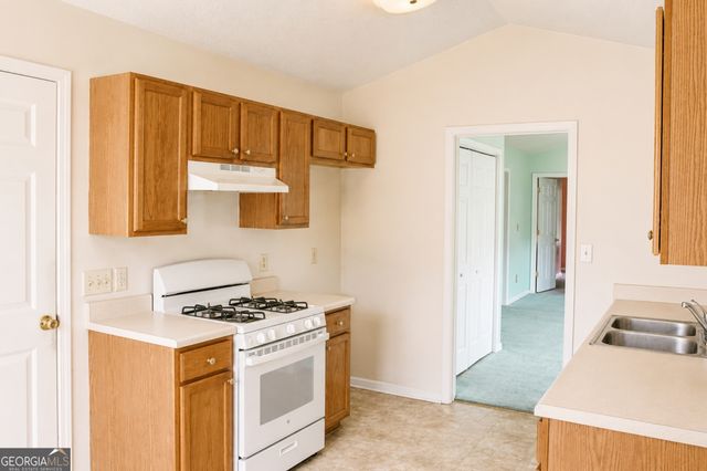 121 Samanthas Way, Mcdonough, GA 30253