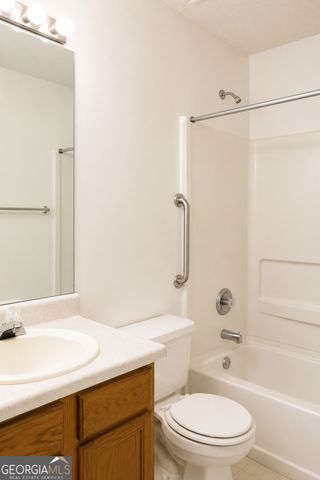 121 Samanthas Way, Mcdonough, GA 30253