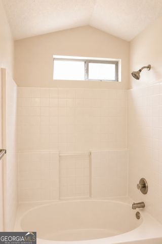 121 Samanthas Way, Mcdonough, GA 30253